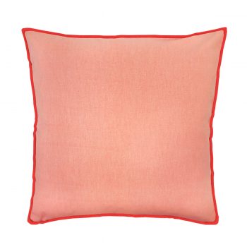 Throw pillows and scatter cushions from Skinny laMinx