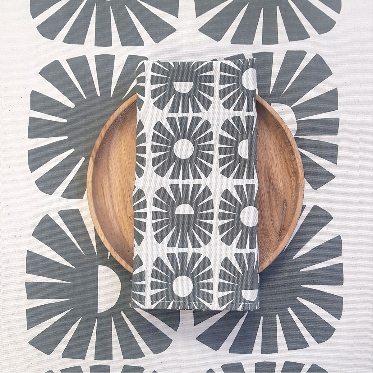 Table Runner - Sunshine Graphite